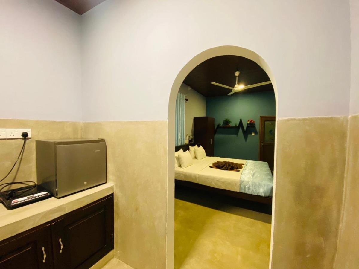 Nilaveli Hybrid Holiday Hotel Bagian luar foto