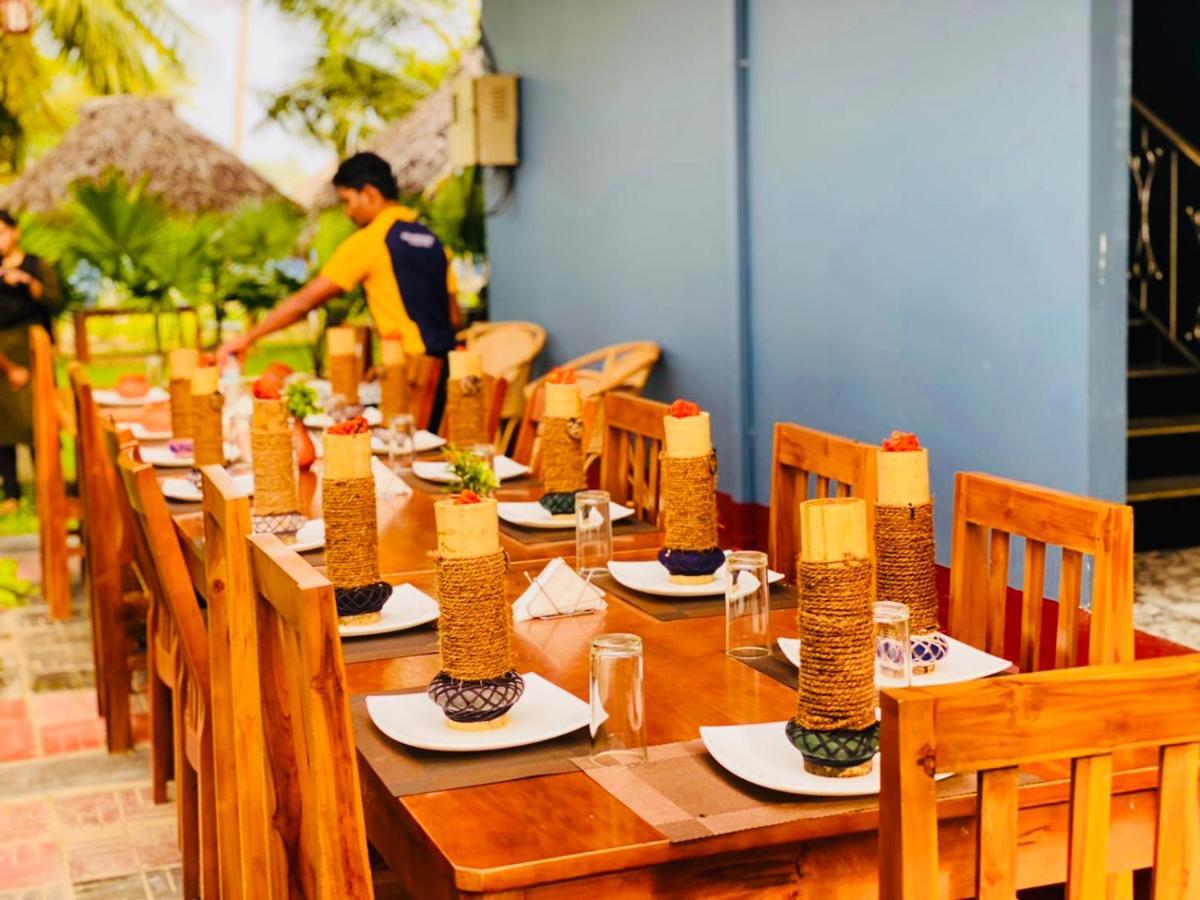 Nilaveli Hybrid Holiday Hotel Bagian luar foto
