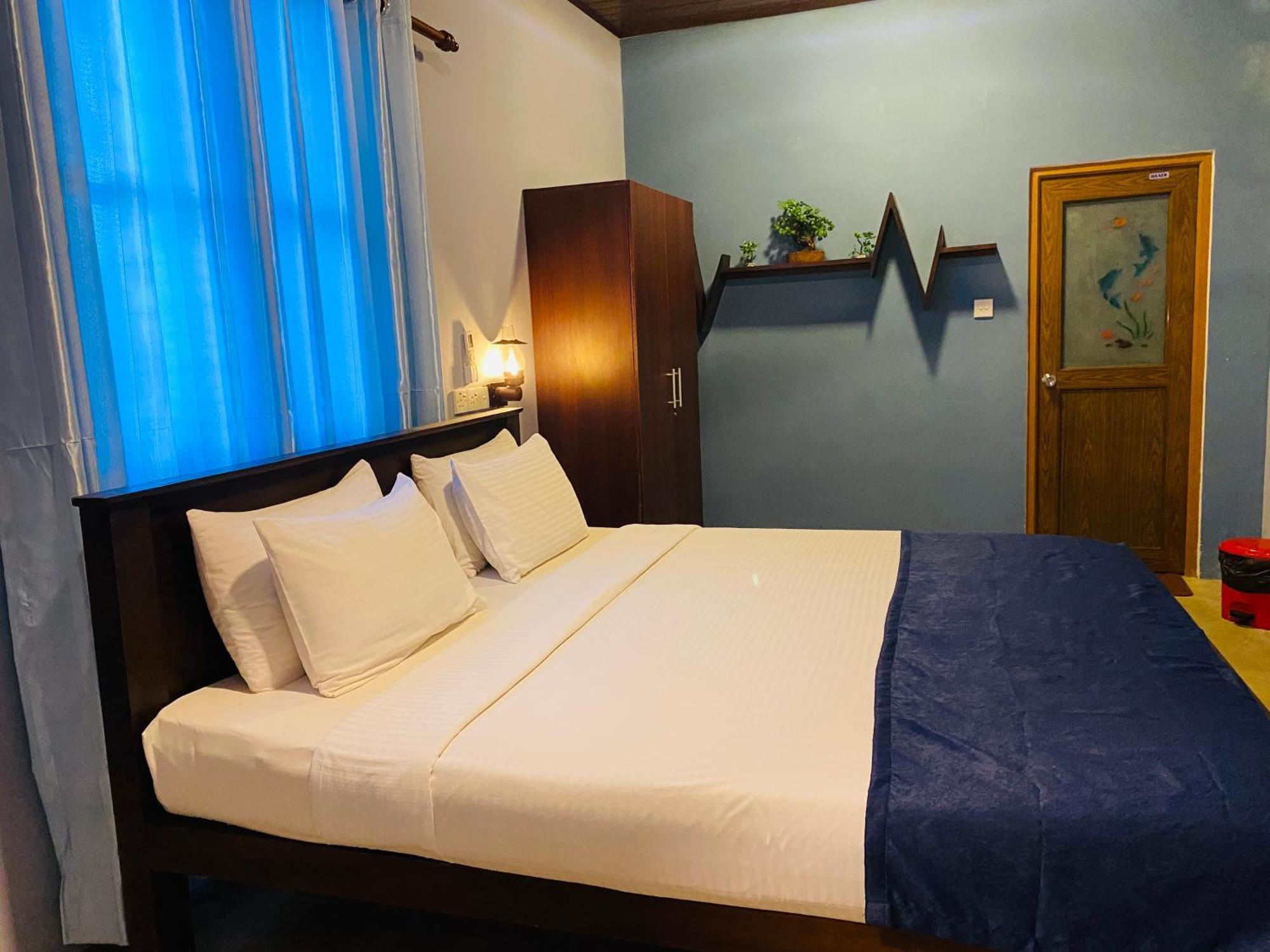 Nilaveli Hybrid Holiday Hotel Bagian luar foto