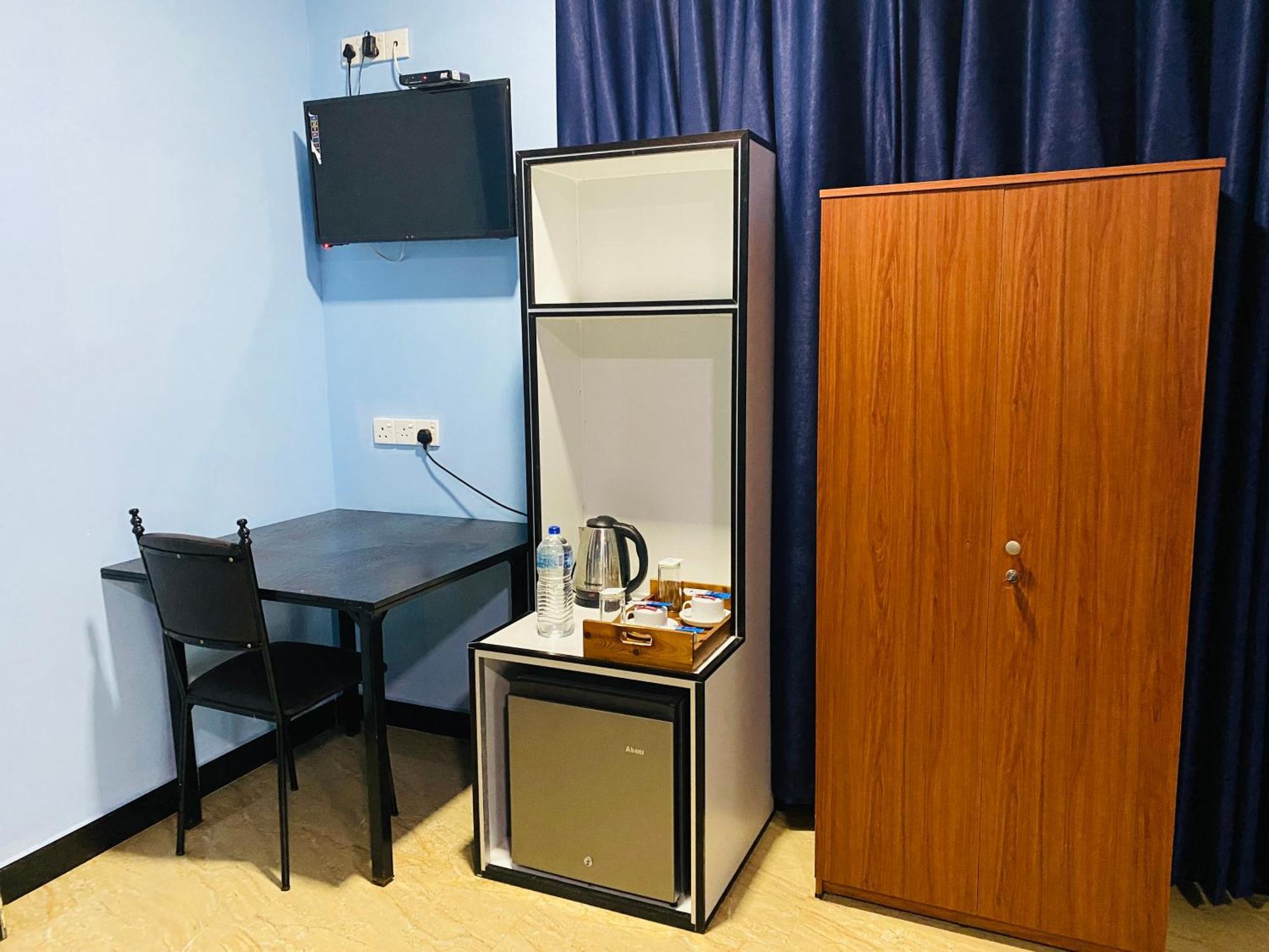 Nilaveli Hybrid Holiday Hotel Bagian luar foto