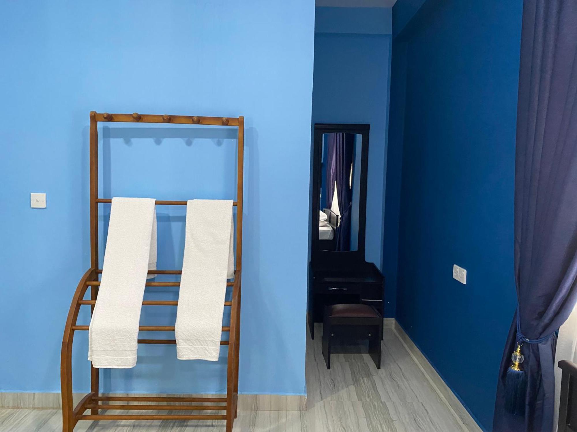 Nilaveli Hybrid Holiday Hotel Bagian luar foto